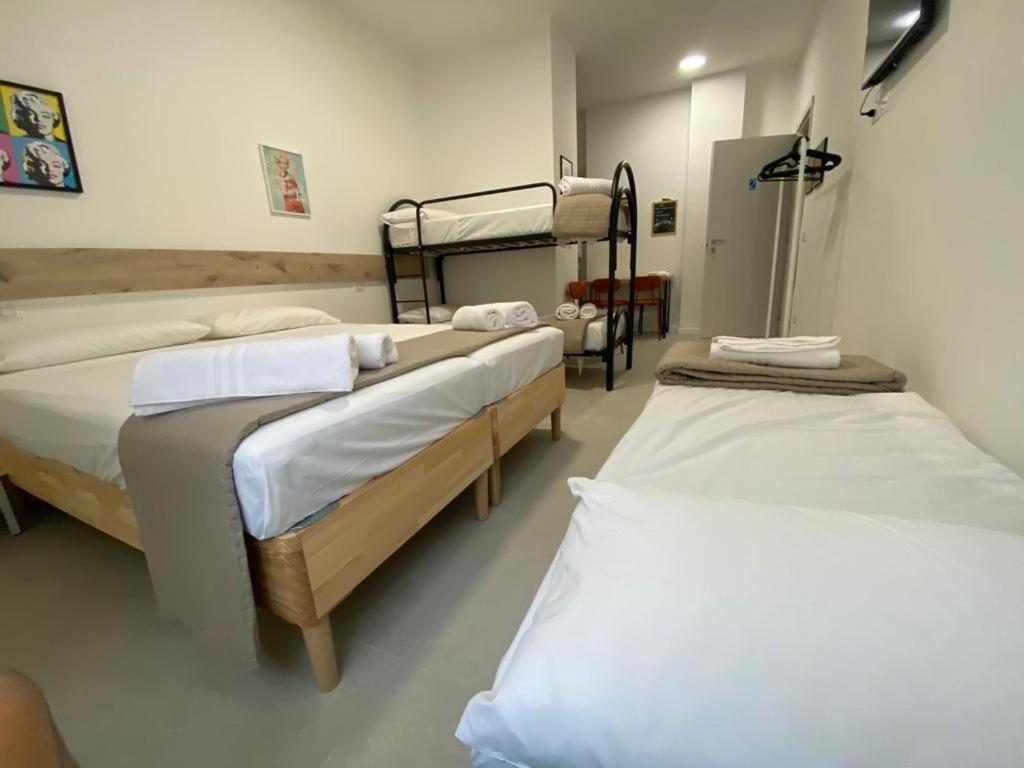 San Dionigi 11 Studio Apartments Milano Esterno foto